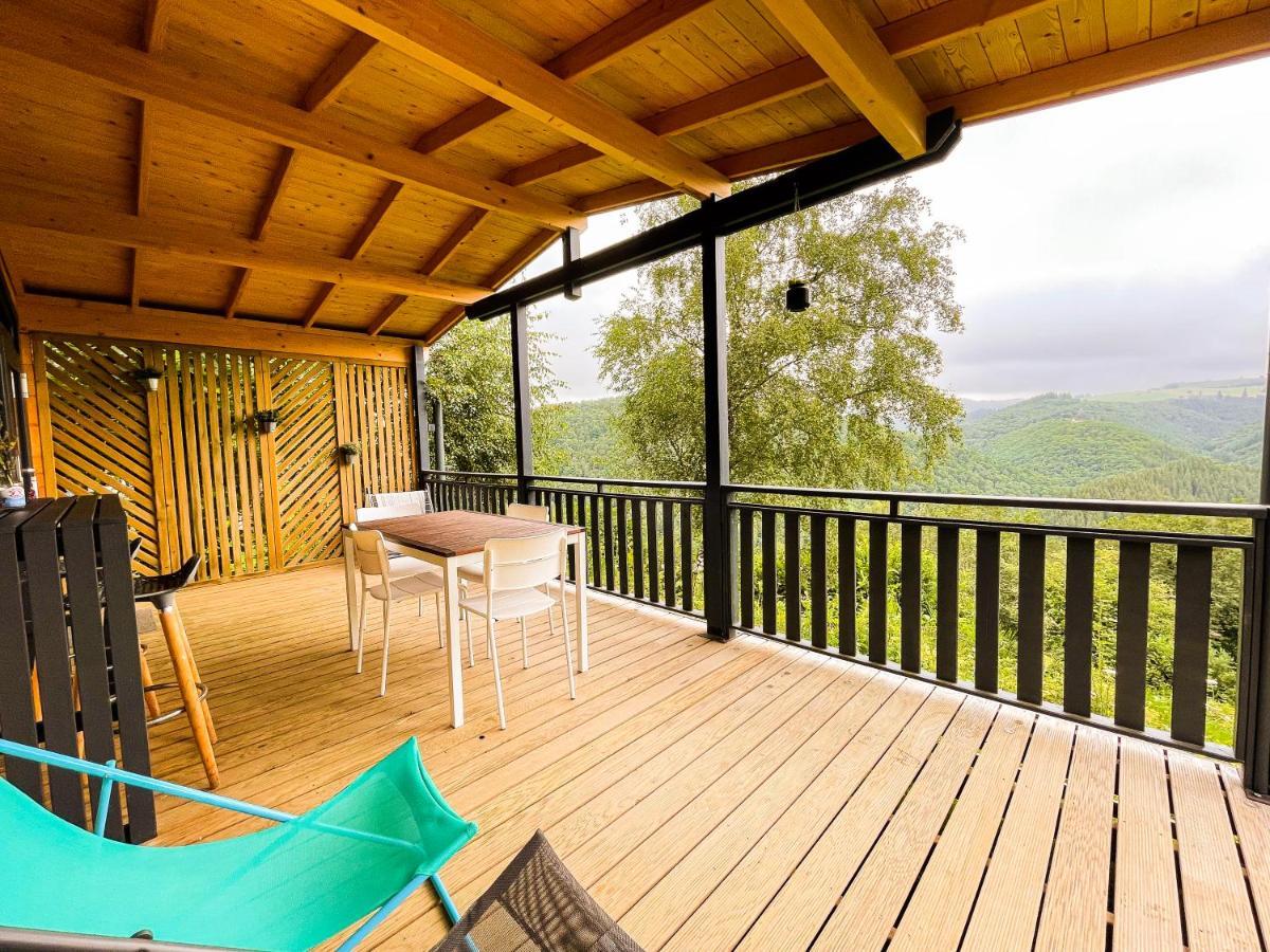 Neuvéglise Chalet Nature Sur La Vallee De La Truyere מראה חיצוני תמונה